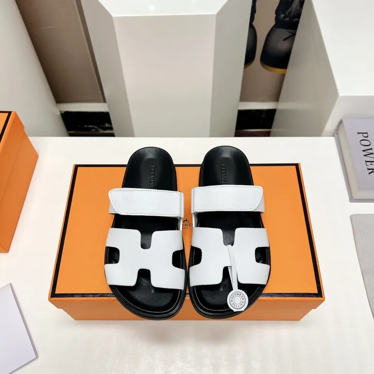 Hermes Shoe 